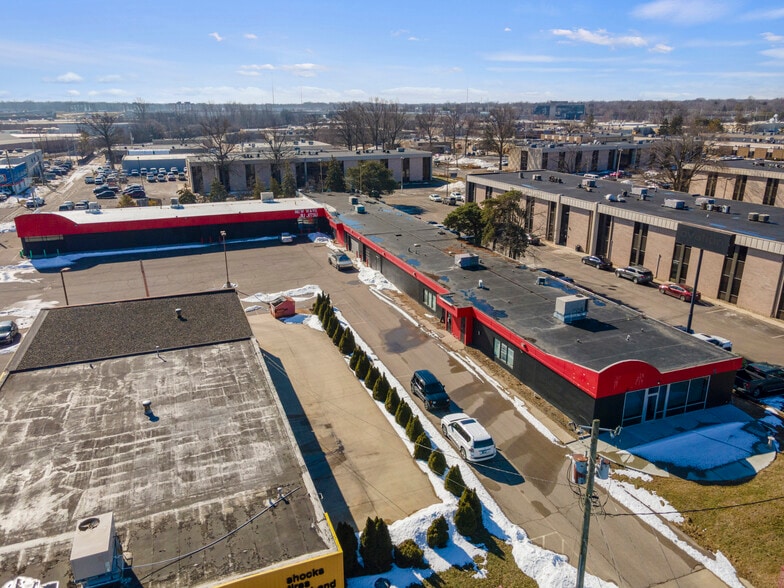 More Photos Of 6609 E 82nd St, Indianapolis Storefront Retail Office For Sale
