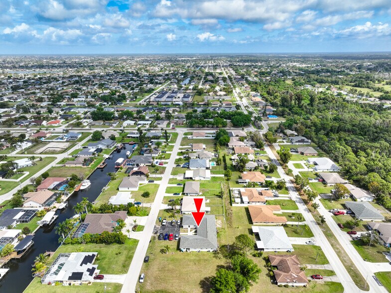 More Photos Of 937 SE 23rd Pl, Cape Coral Apartments For Sale