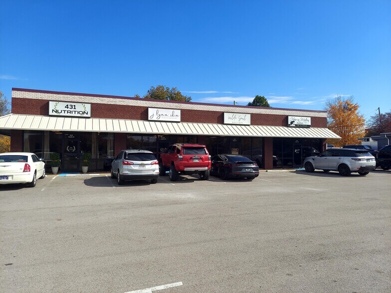 Primary Photo Of 910 Huntsville Hwy, Fayetteville Storefront For Lease