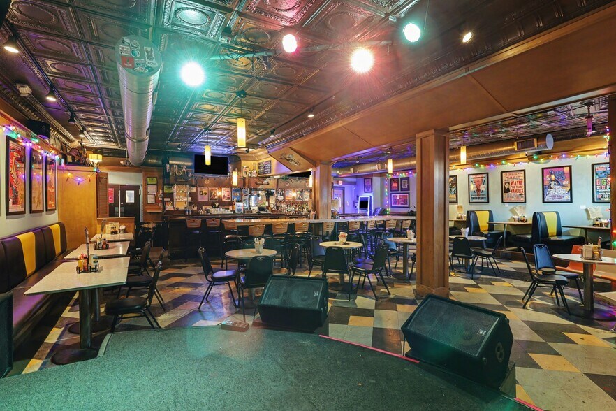 More Photos Of 760 Butterworth St SW, Grand Rapids Restaurant For Sale
