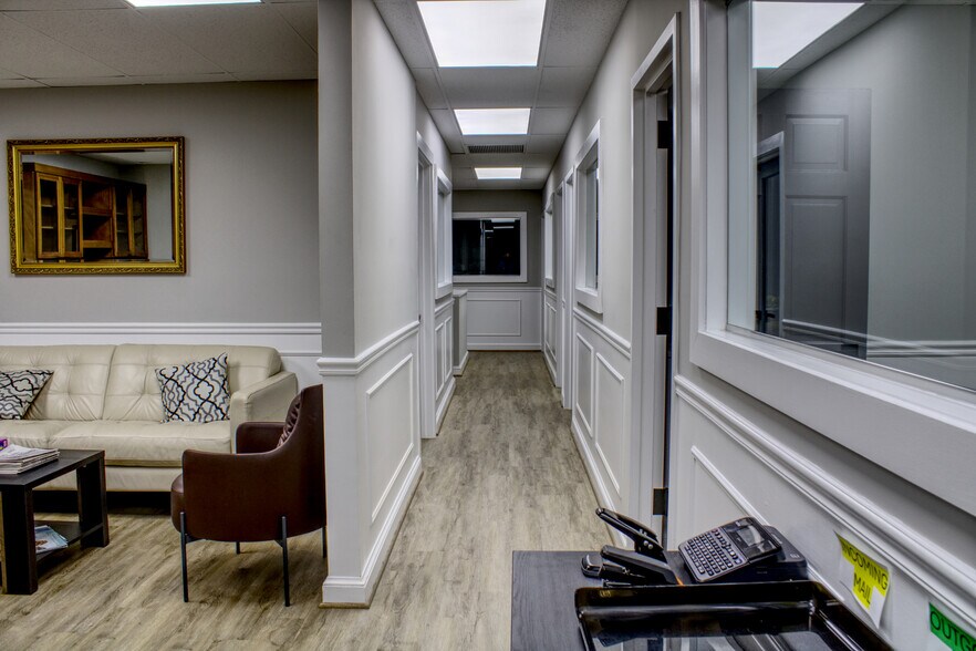 More Photos Of 10521 Judicial Dr, Fairfax Medical For Sale