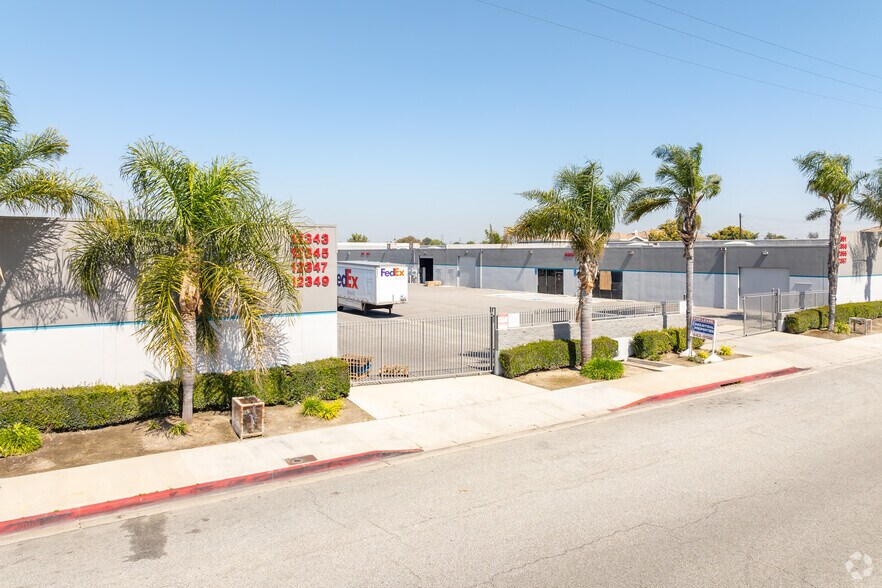 More Photos Of 12343-12357 Rush St, South El Monte Warehouse For Lease