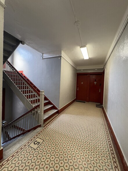 More Photos Of 550 W 180th St, New York Apartments For Sale