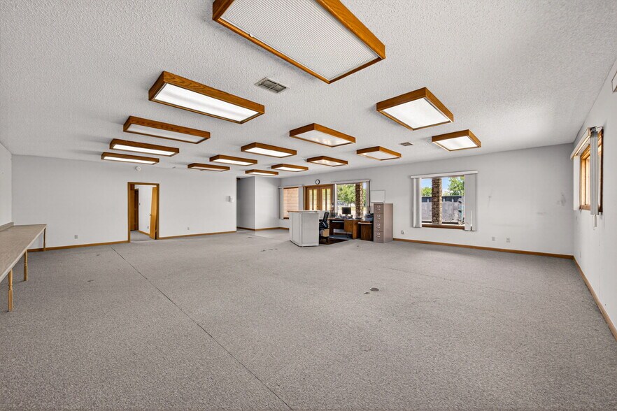 More Photos Of 800 Jefferson St, Kerrville Religious Facility For Sale