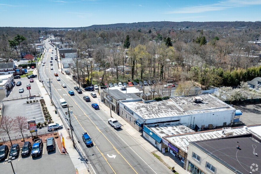 More Photos Of 1841 New York Ave, Huntington Station Medical For Sale