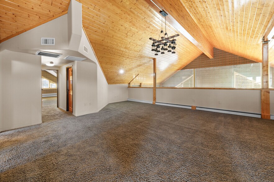 More Photos Of 42718 Moonridge Rd, Big Bear Lake Office For Sale