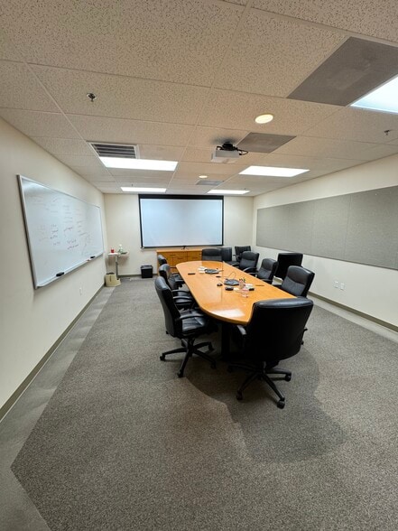 More Photos Of 720 N Brooker Creek Blvd, Oldsmar Flex For Sale