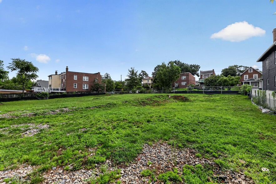 More Photos Of 1615 22nd St SE, Washington Apartments For Sale