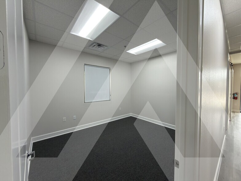 More Photos Of 18723 Mueschke Rd, Cypress Office For Lease