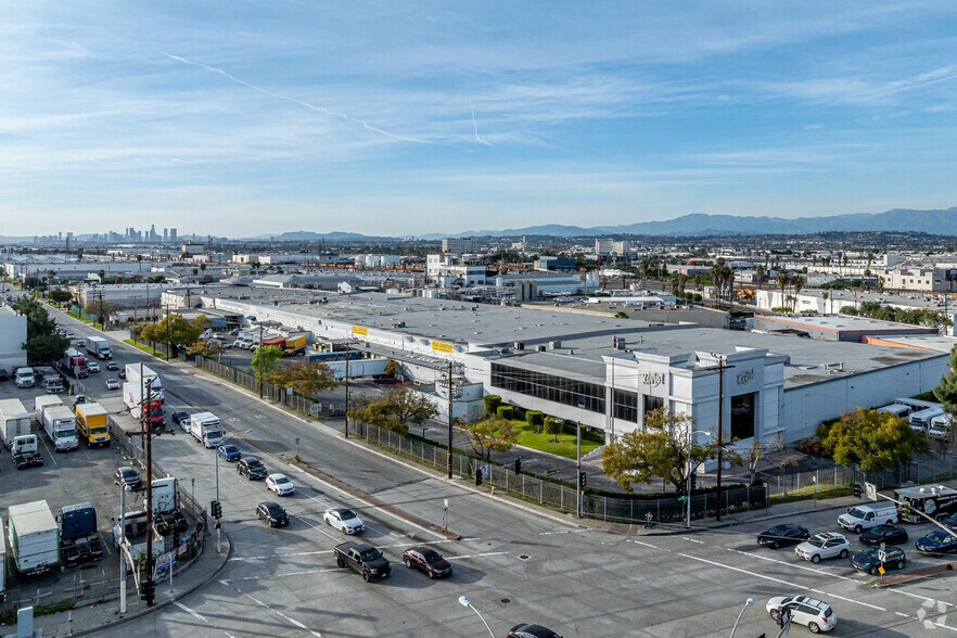 More Photos Of 3217 S Garfield Ave, Commerce Manufacturing For Sale