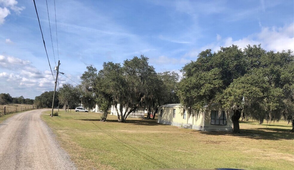 More Photos Of 5544 Lake Buffum Rd, Lake Wales Manufactured Housing Mobile Home Park For Sale