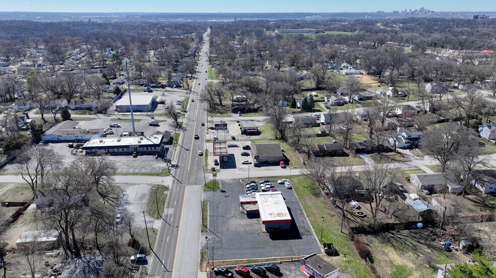 More Photos Of 4600 N Brighton Ave, Kansas City Industrial For Sale