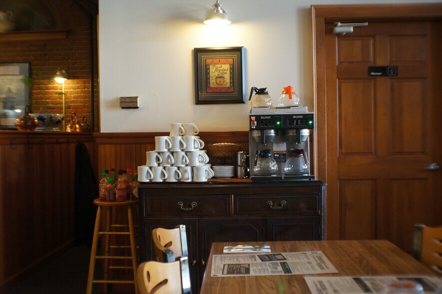 More Photos Of 5-7 S 6th St, New Bedford Restaurant For Sale