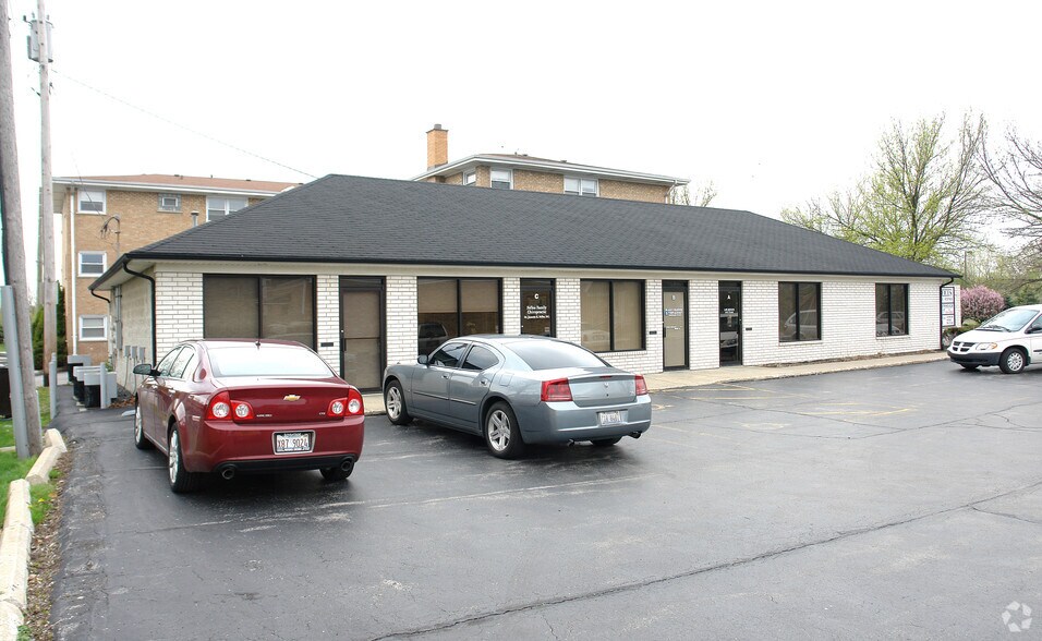 More Photos Of 11555 S Harlem Ave, Worth Medical For Lease