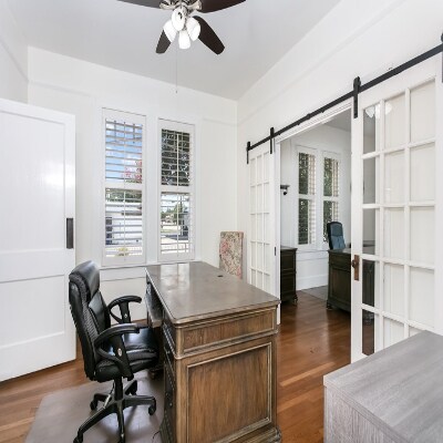 More Photos Of 711 W Main St, Fredericksburg Office For Lease