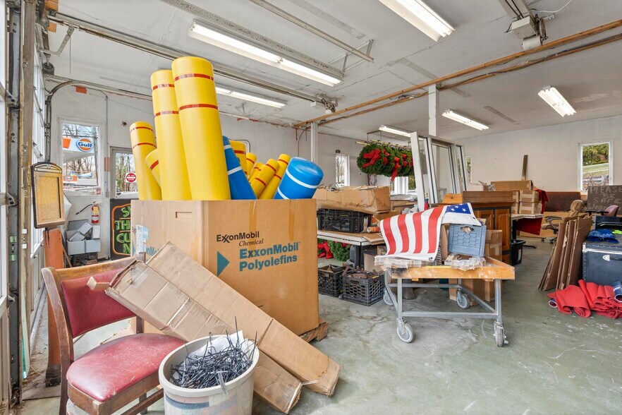 More Photos Of 1531 Route 163, Oakdale Auto Repair For Sale