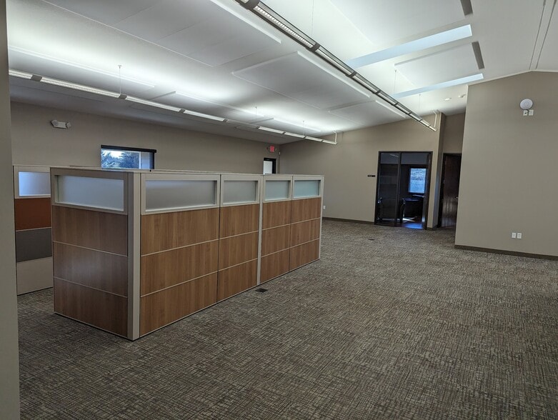 More Photos Of 2321 Jack Breault Dr, Hudson Office For Lease