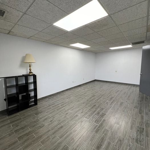 More Photos Of 5 Cold Hill Rd S, Mendham Township Office For Lease