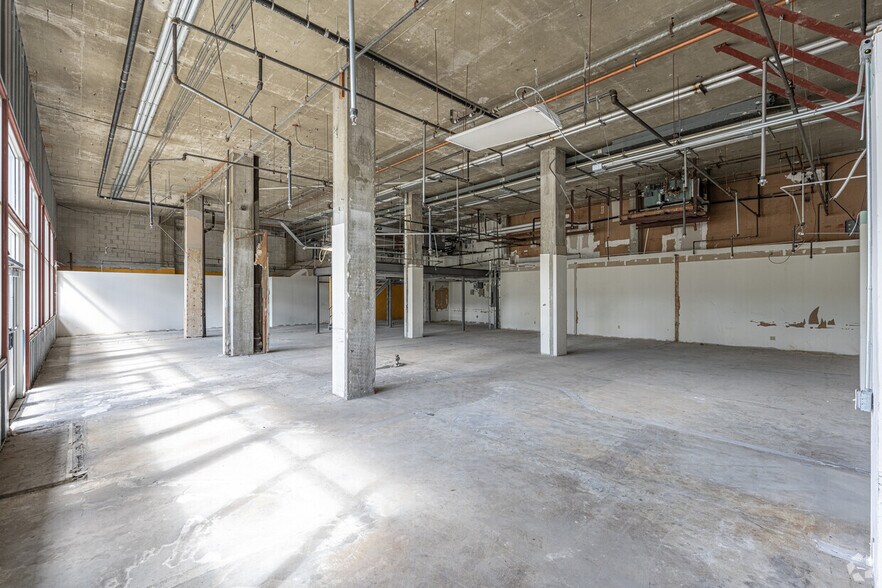 More Photos Of 2455 E Sunrise Blvd, Fort Lauderdale Loft Creative Space For Sale