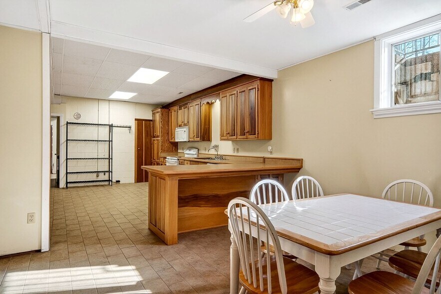 More Photos Of 6211 Rocky Point Rd, Cookeville Specialty For Sale