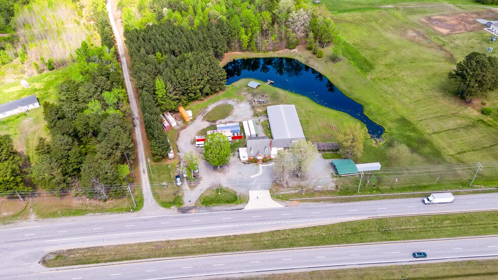 More Photos Of 6663 Highway 58, Buffalo Junction Storefront Retail Office For Sale