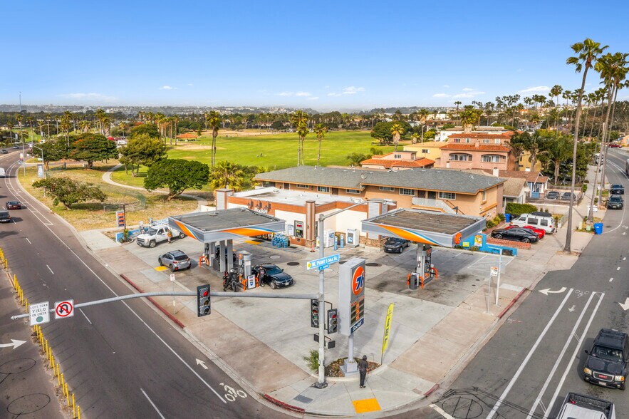 More Photos Of 2305 Sunset Cliffs Blvd, San Diego Freestanding For Sale