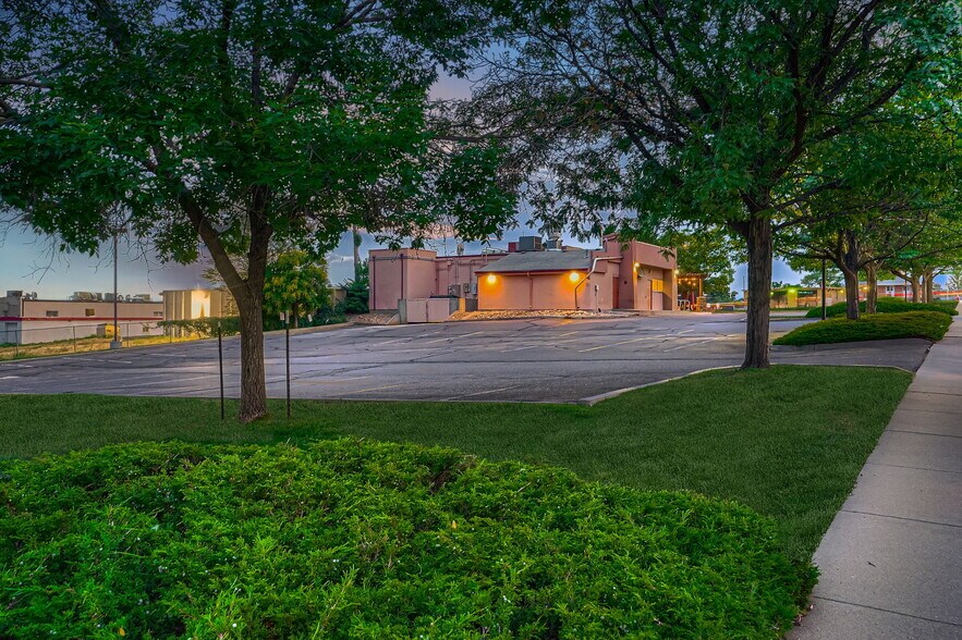 More Photos Of 8050 Federal Blvd, Westminster Restaurant For Sale