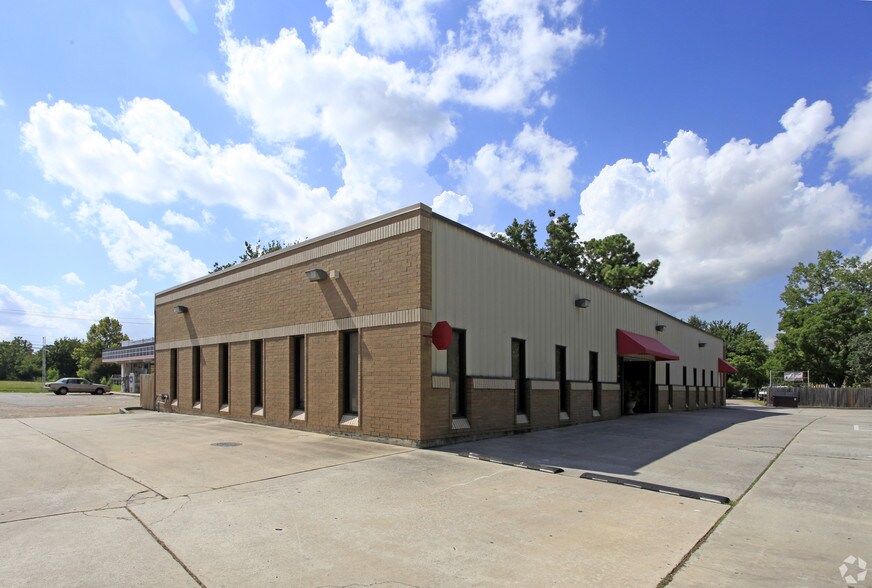 More Photos Of 4909 W Pasadena Blvd, Deer Park Office For Sale