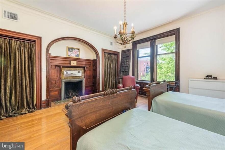 More Photos Of 1801 Eutaw Pl, Baltimore Apartments For Sale