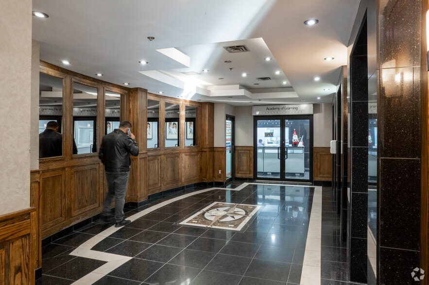 More Photos Of 1280 Finch Ave W, Toronto Office For Lease