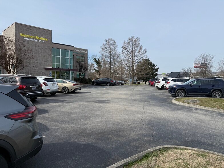 More Photos Of 10160 Parkside Dr, Knoxville Office For Lease