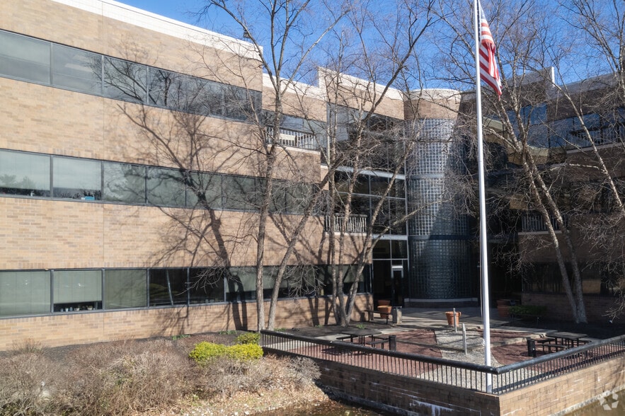 More Photos Of 51 Haddonfield Rd, Cherry Hill Office For Lease