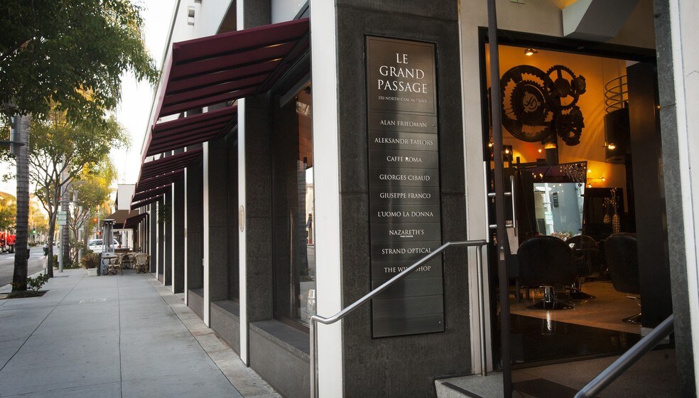 More Photos Of 350 N Canon Dr, Beverly Hills General Retail For Sale