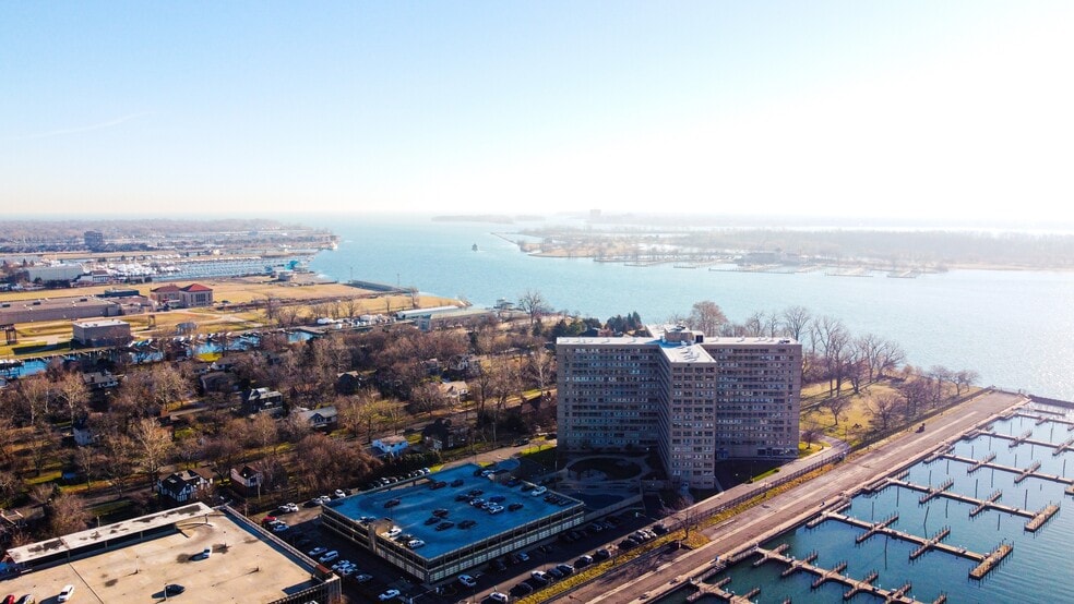 More Photos Of 8701-8735 E Jefferson Ave, Detroit Office Residential For Sale