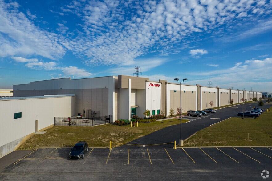 More Photos Of 5275 Centerpoint Pky, Groveport Distribution For Lease