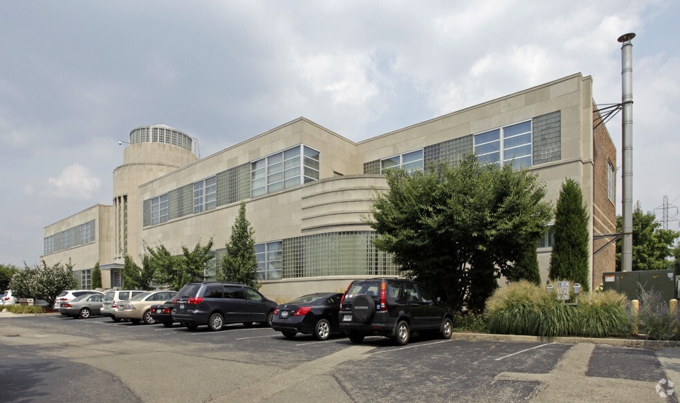 More Photos Of 1507 Dana Ave, Cincinnati Warehouse For Lease