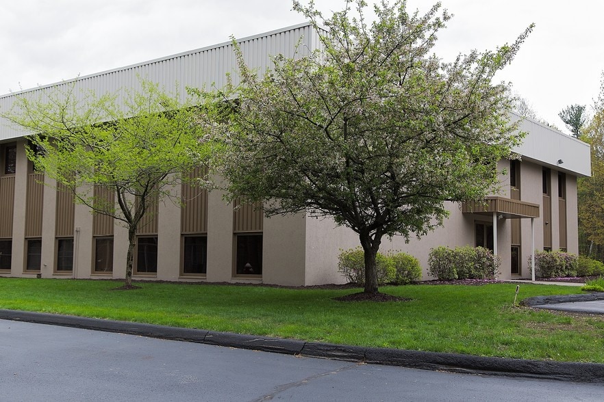 Primary Photo Of 296 Morris Rd, Schenectady Office For Lease