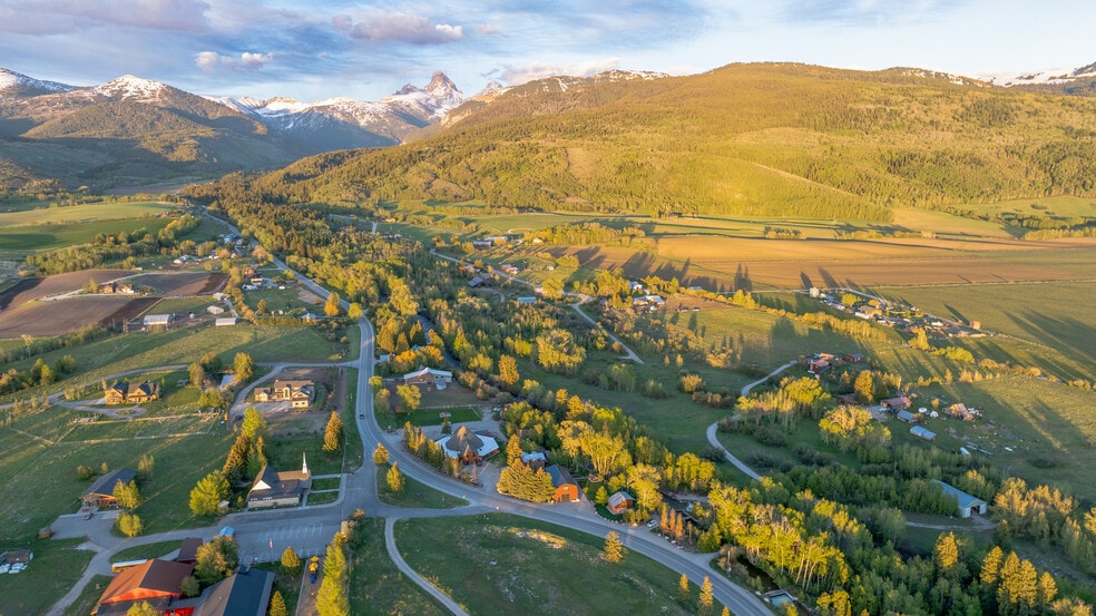 More Photos Of 440 W Alta Ski Hill Rd, Alta Hotel For Sale