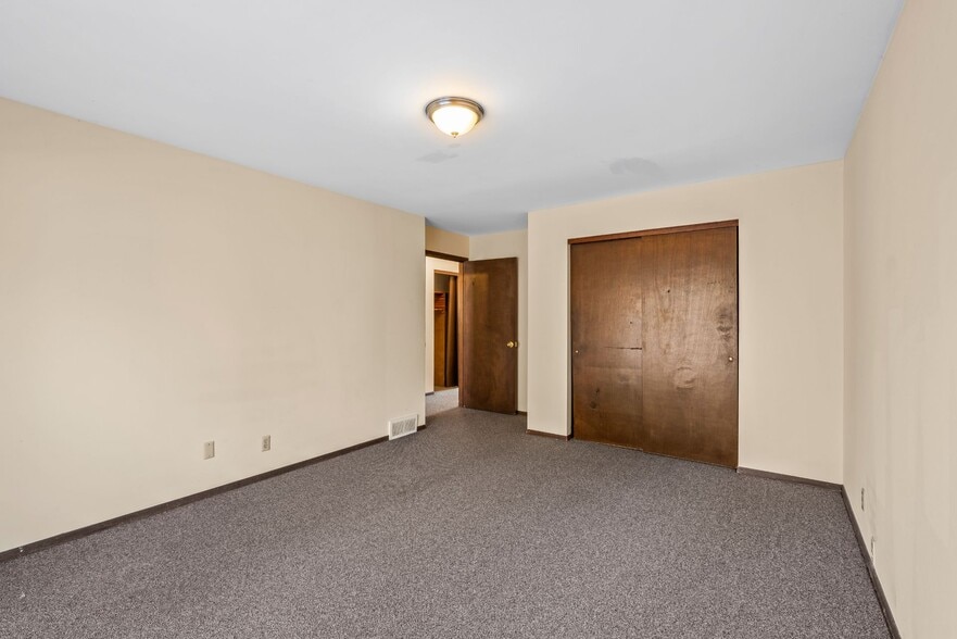More Photos Of , Glendale Multifamily For Sale