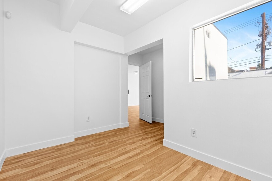 More Photos Of 310 Gass Ave, Las Vegas Unknown For Lease