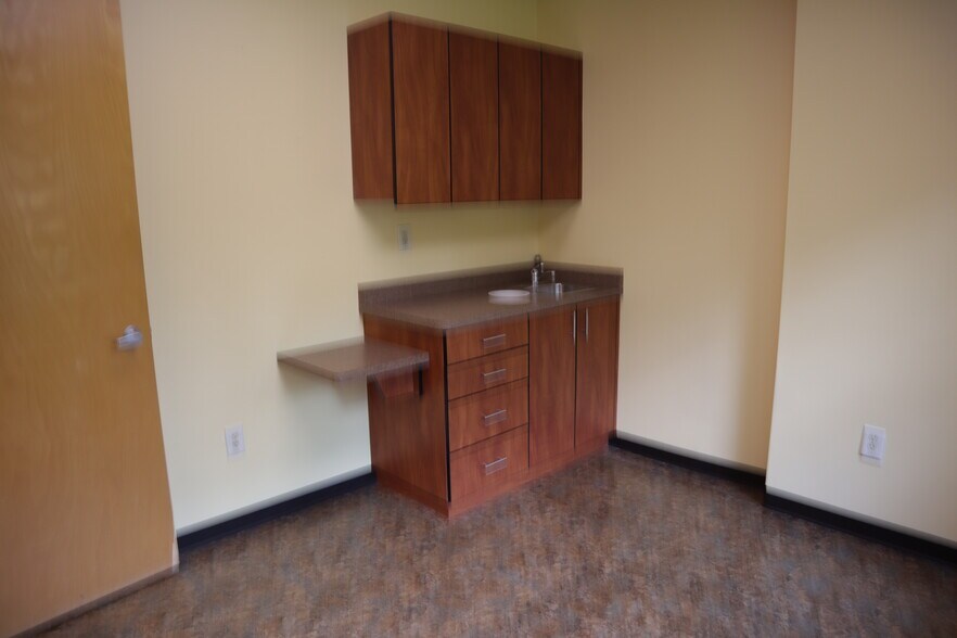 More Photos Of 2345 Lamington Rd, Bedminster Medical For Sale
