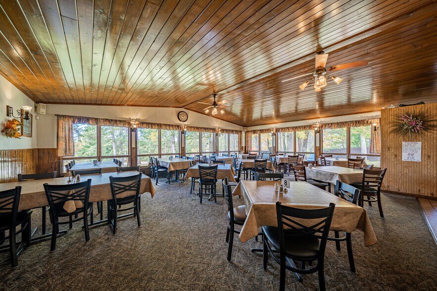 More Photos Of N10120 Parkway Rd, Crivitz Specialty For Sale