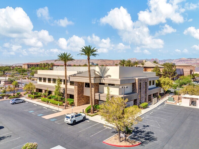 More Photos Of 1050 Indigo Dr, Las Vegas Office For Sale