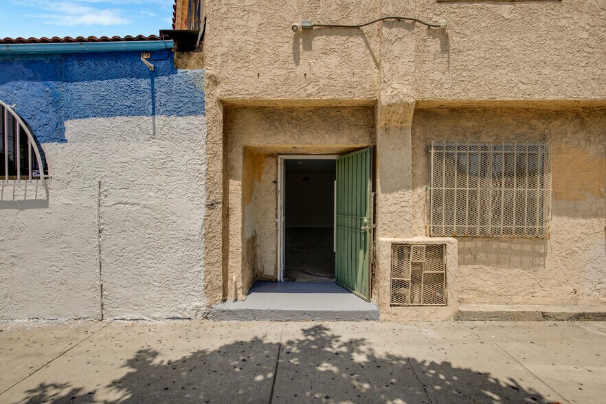 More Photos Of 3405 N Figueroa St, Los Angeles Apartments For Sale