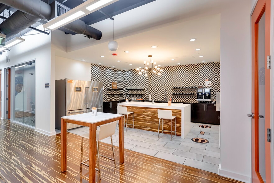 More Photos Of 1111 6th Ave, San Diego Loft Creative Space For Lease