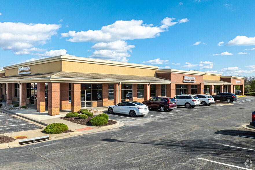 More Photos Of Mur-Len Rd, Olathe Unknown For Lease