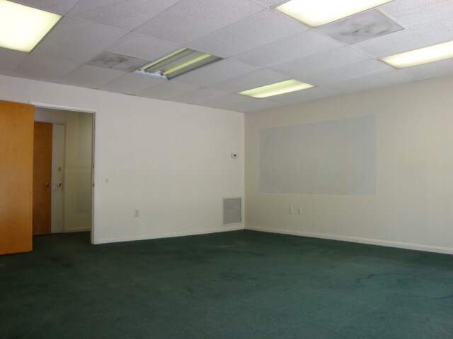 More Photos Of 3734 131st Ave N, Clearwater Warehouse For Lease