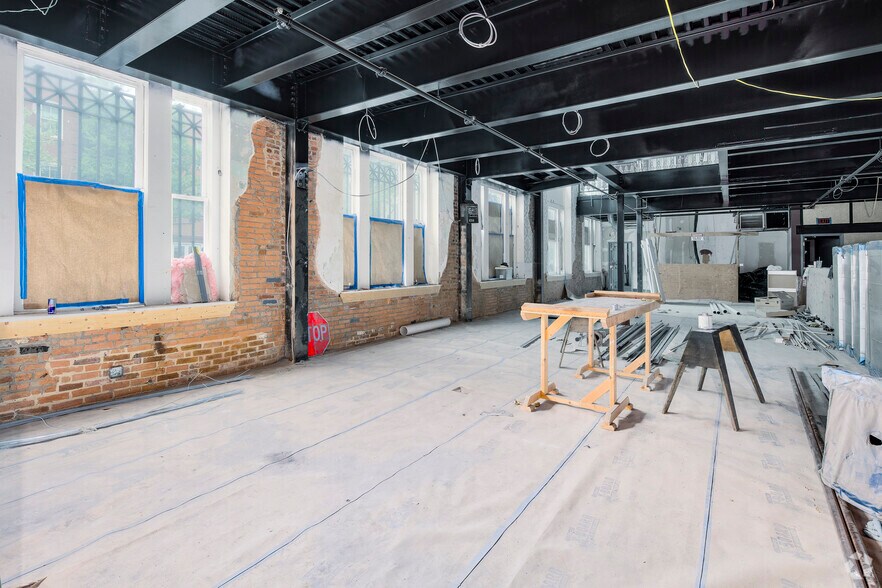 More Photos Of 477 H St NW, Washington General Retail For Sale