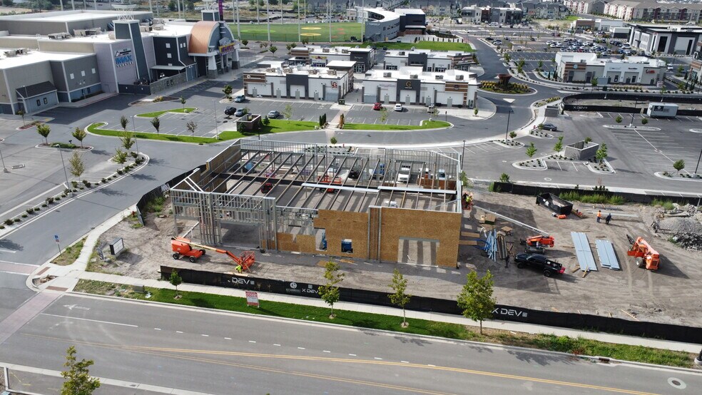 More Photos Of 634 N Mill Road, Vineyard Storefront Retail Office For Lease