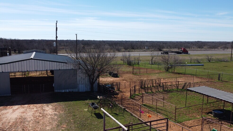 More Photos Of 3916 US Highway 287 N, Henrietta Storefront For Sale